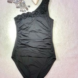 ⛱NWOT One Piece Swimsuit⛱